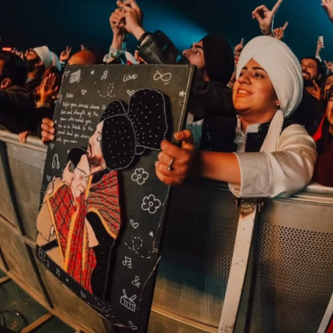 Custom Mother-Son Tribute String Art – Iconic Diljit Dosanjh & Bebe Portrait